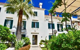 Villa Giardino Heritage Boutique Hotel Bol